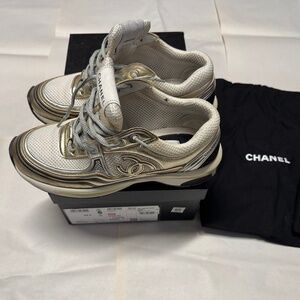 CHANEL  Fabric Laminated Calfskin Stretch CC Sneakers 39.5 White Gold Silver